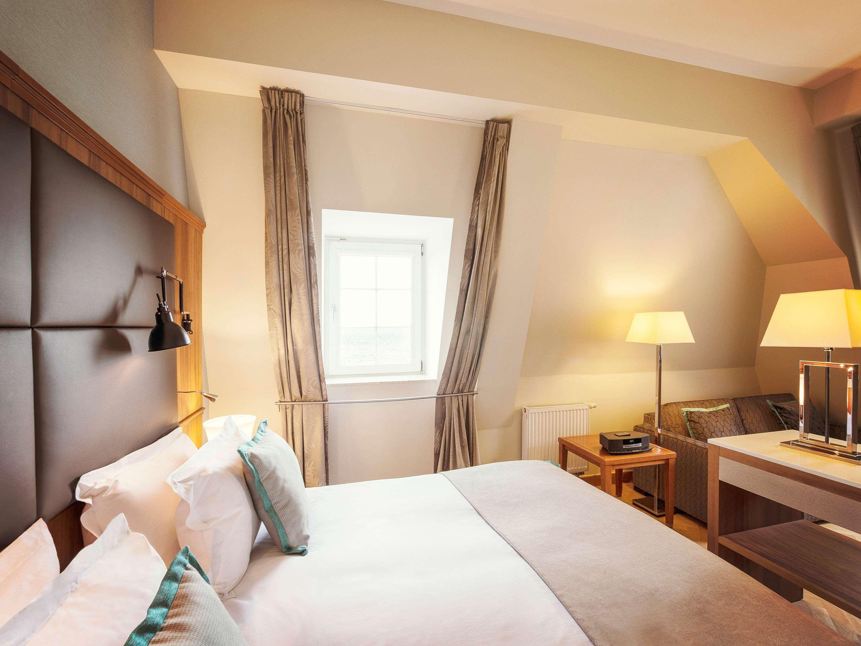 索波特索菲特大酒店 外观 照片 A room at the hotel