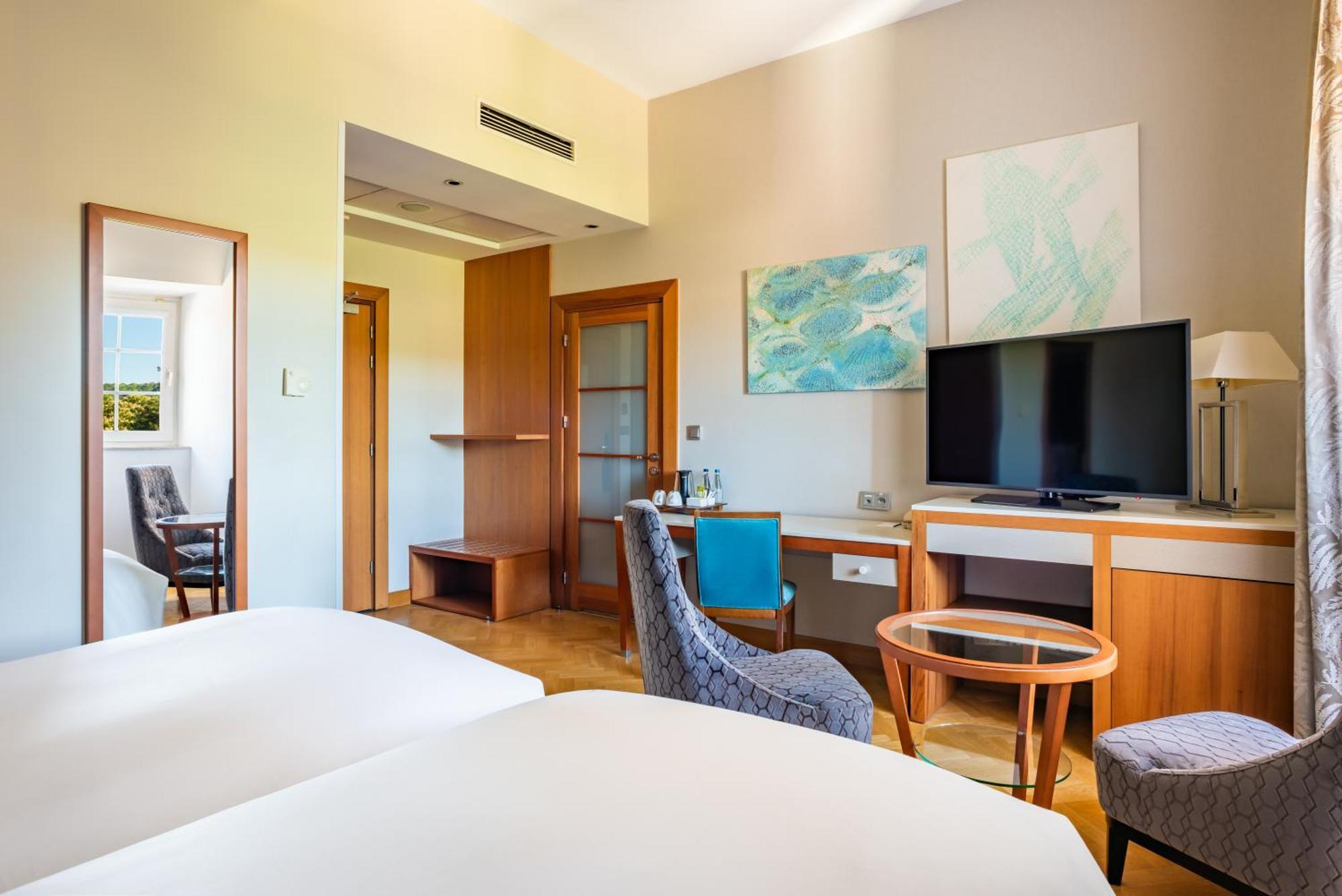索波特索菲特大酒店 外观 照片 A room at the hotel