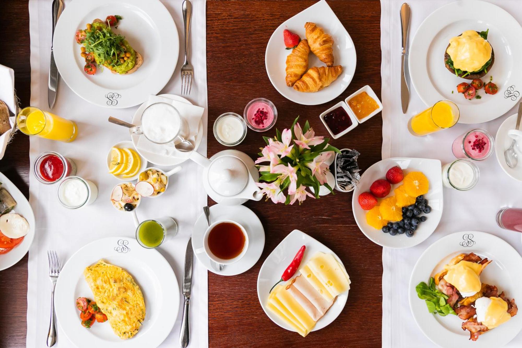 索波特索菲特大酒店 外观 照片 A breakfast table at the hotel